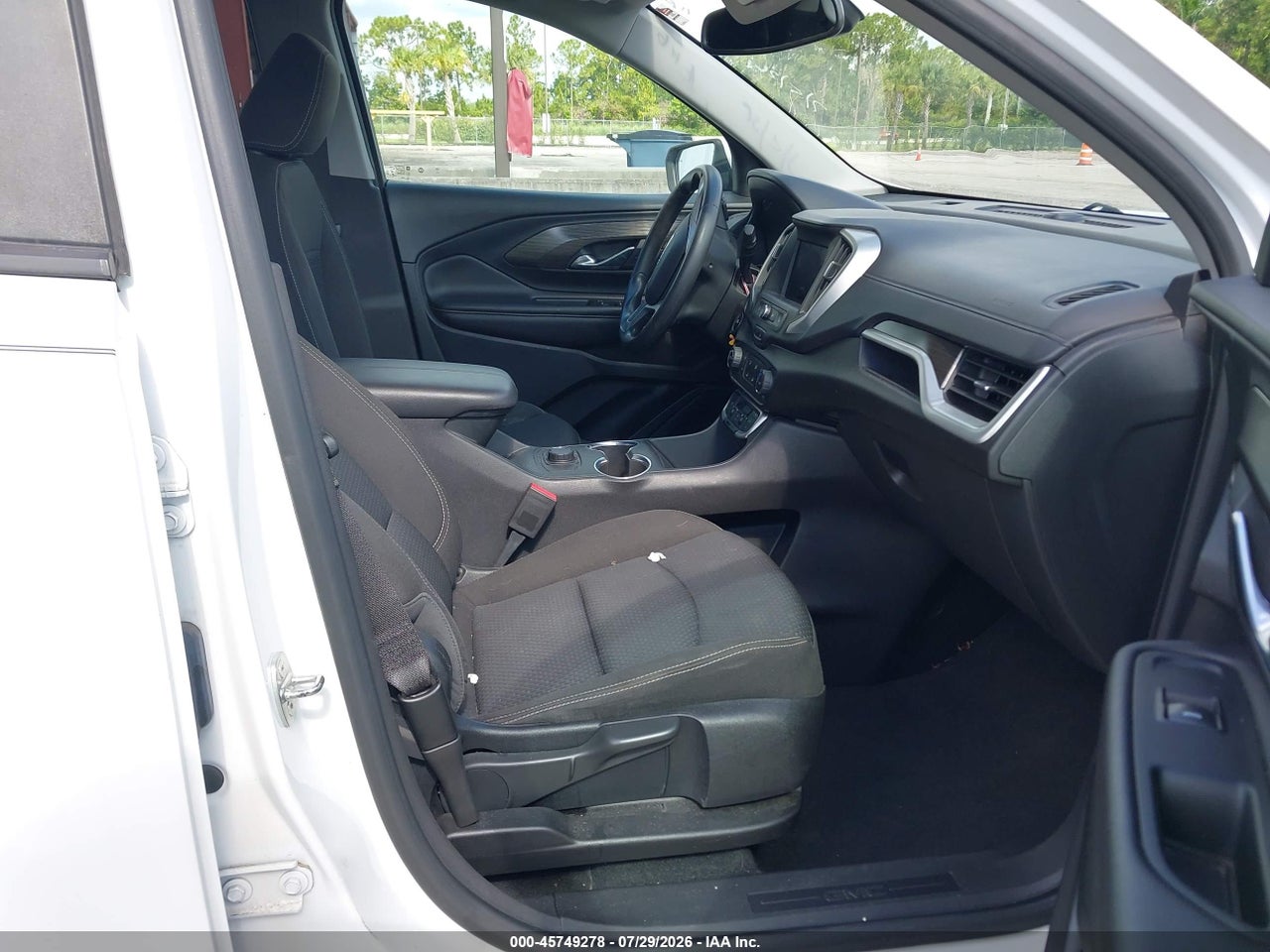 2022 GMC TERRAIN FWD SLE · 5/10