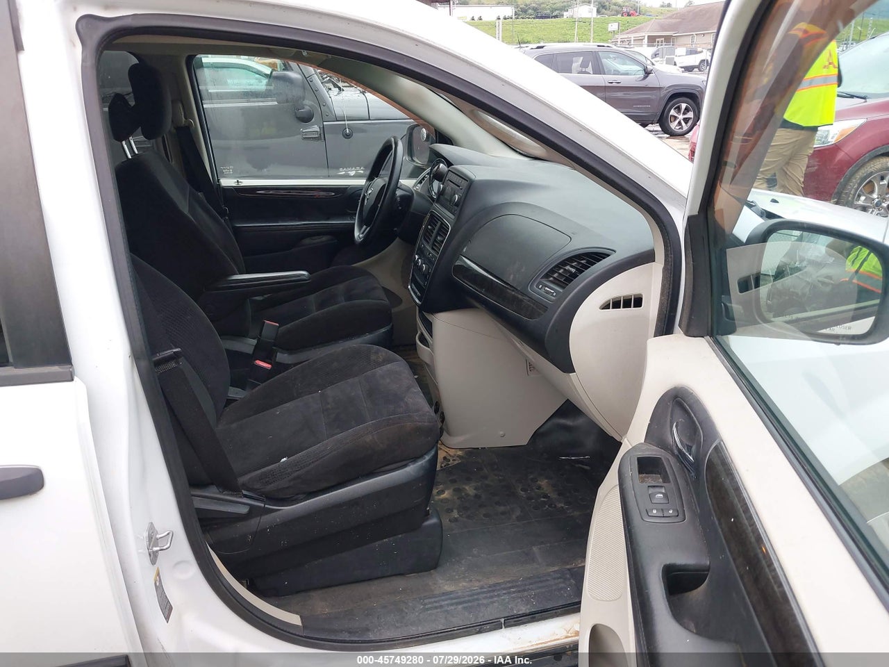 2014 RAM CARGO TRADESMAN · 5/11
