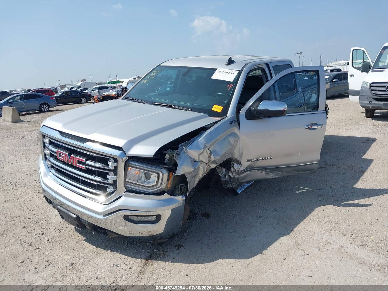 2017 GMC SIERRA 1500 SLT · 2/11