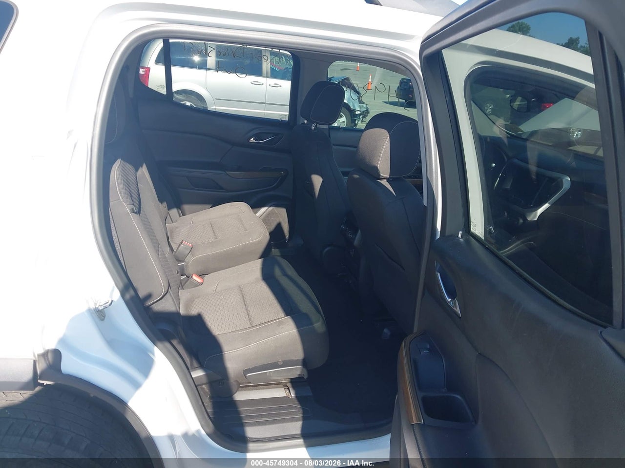1GKKNSLS3JZ****** · 2018 GMC ACADIA SLE-2 · 8/11