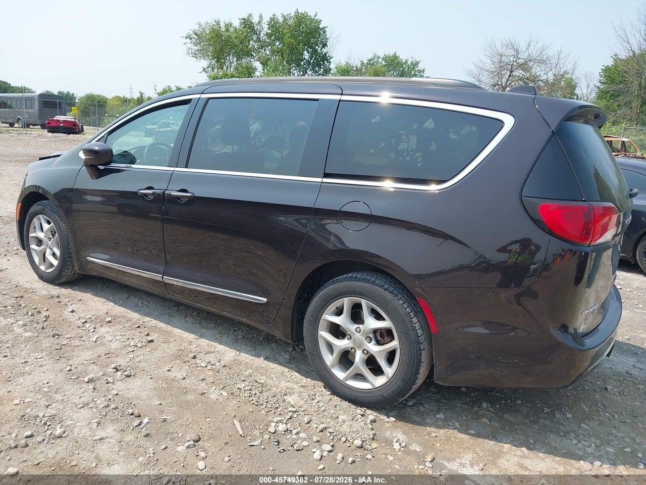 2017 CHRYSLER PACIFICA TOURING-L · 3/11