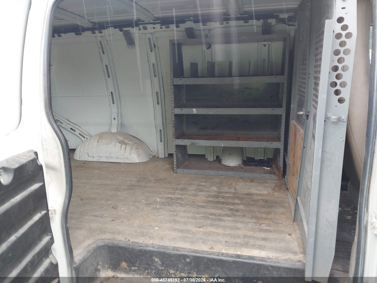 1GTW7FCAXD1****** · 2013 GMC SAVANA 2500 WORK VAN · 8/11