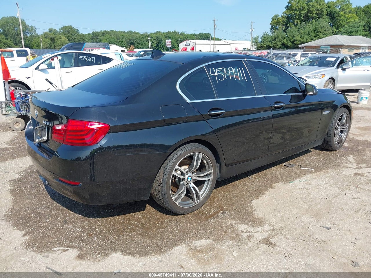 2014 BMW 528I XDRIVE · 4/11