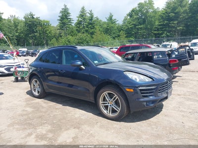 2017 PORSCHE MACAN