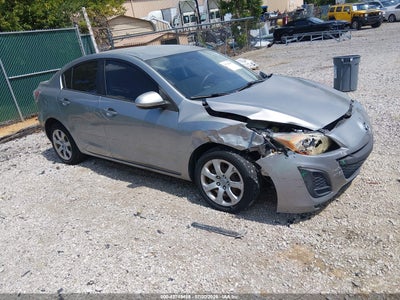 JM1BL1UF9B1****** · 2011 MAZDA MAZDA3 I SPORT