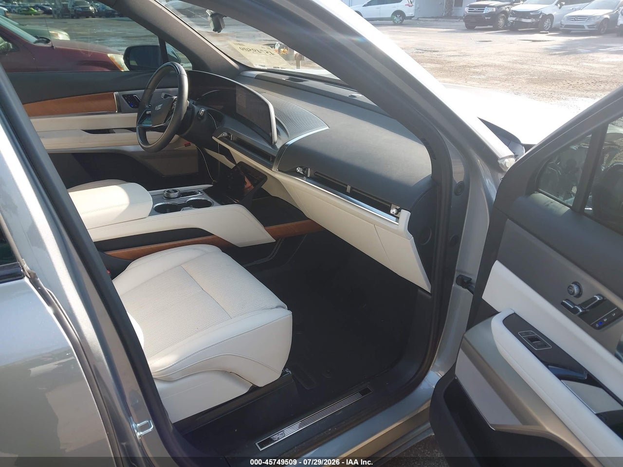 2026 CADILLAC VISTIQ LUXURY · 5/11