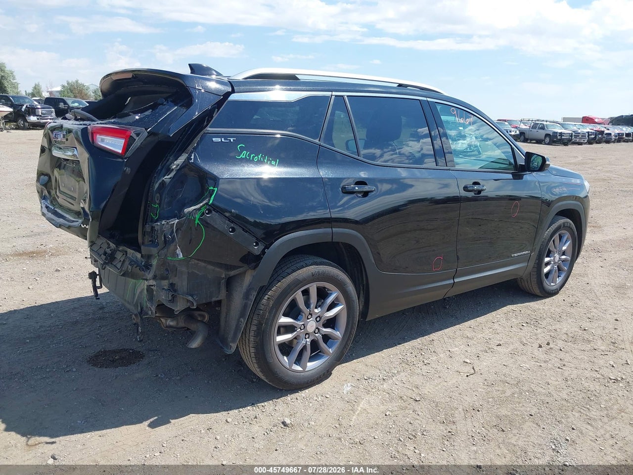 2024 GMC TERRAIN AWD SLT · 4/11