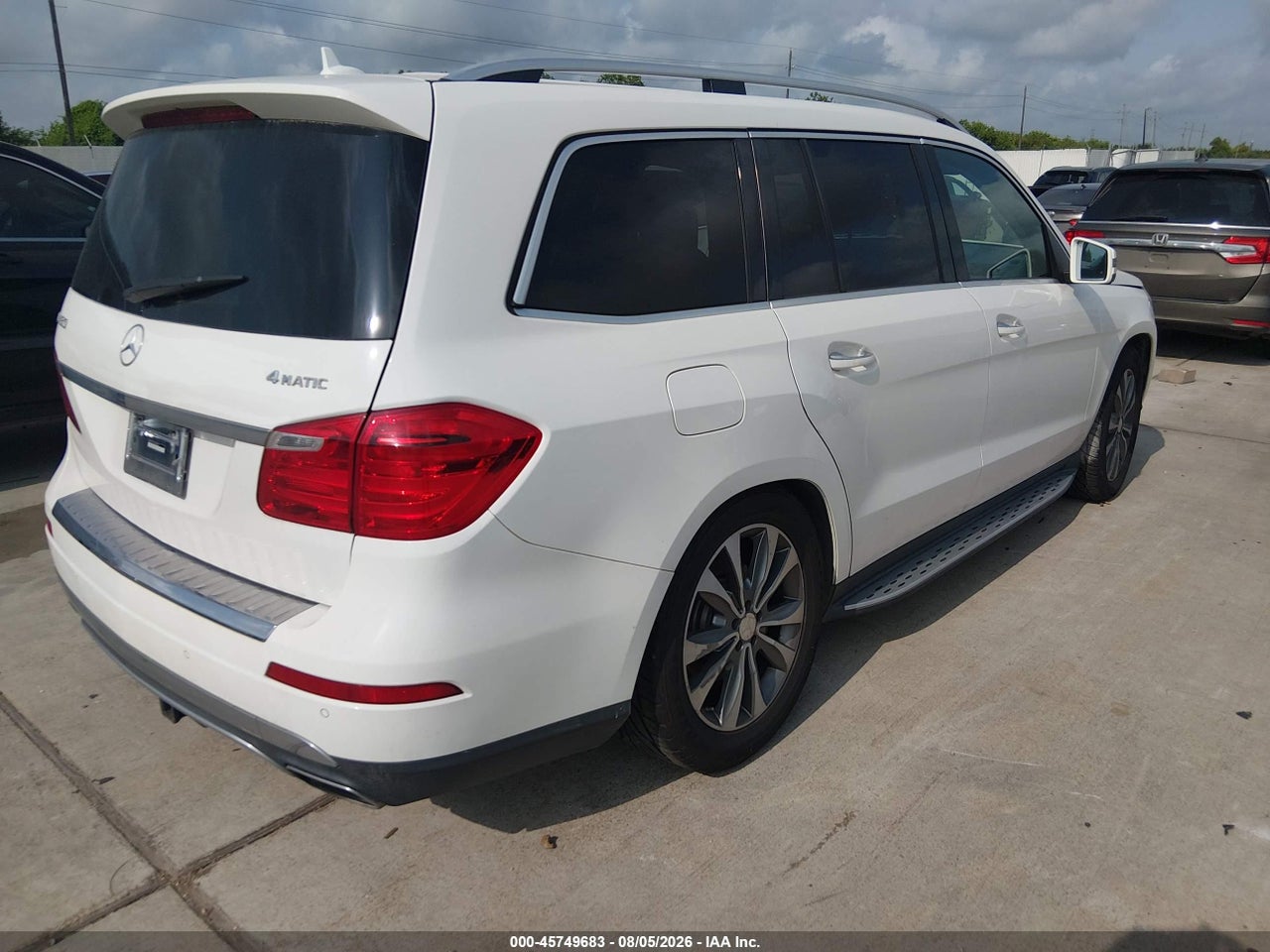 2014 MERCEDES-BENZ GL 450 4MATIC · 4/11