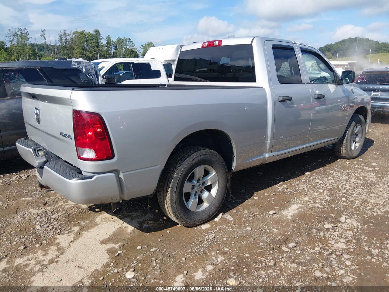 2018 RAM 1500 EXPRESS  4X4 6'4 BOX · 4/11