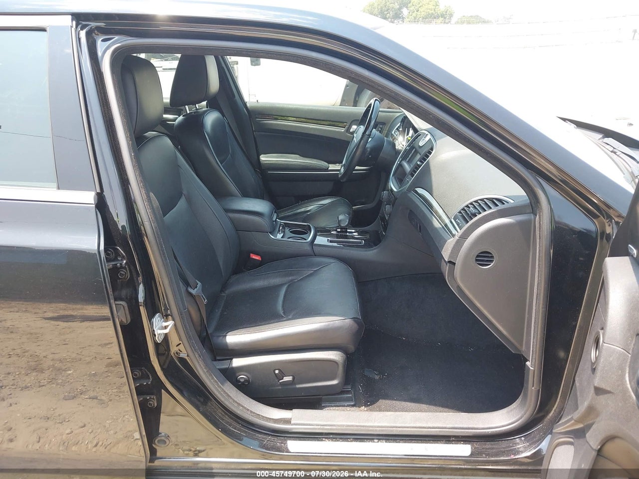 2012 CHRYSLER 300 LIMITED · 5/10