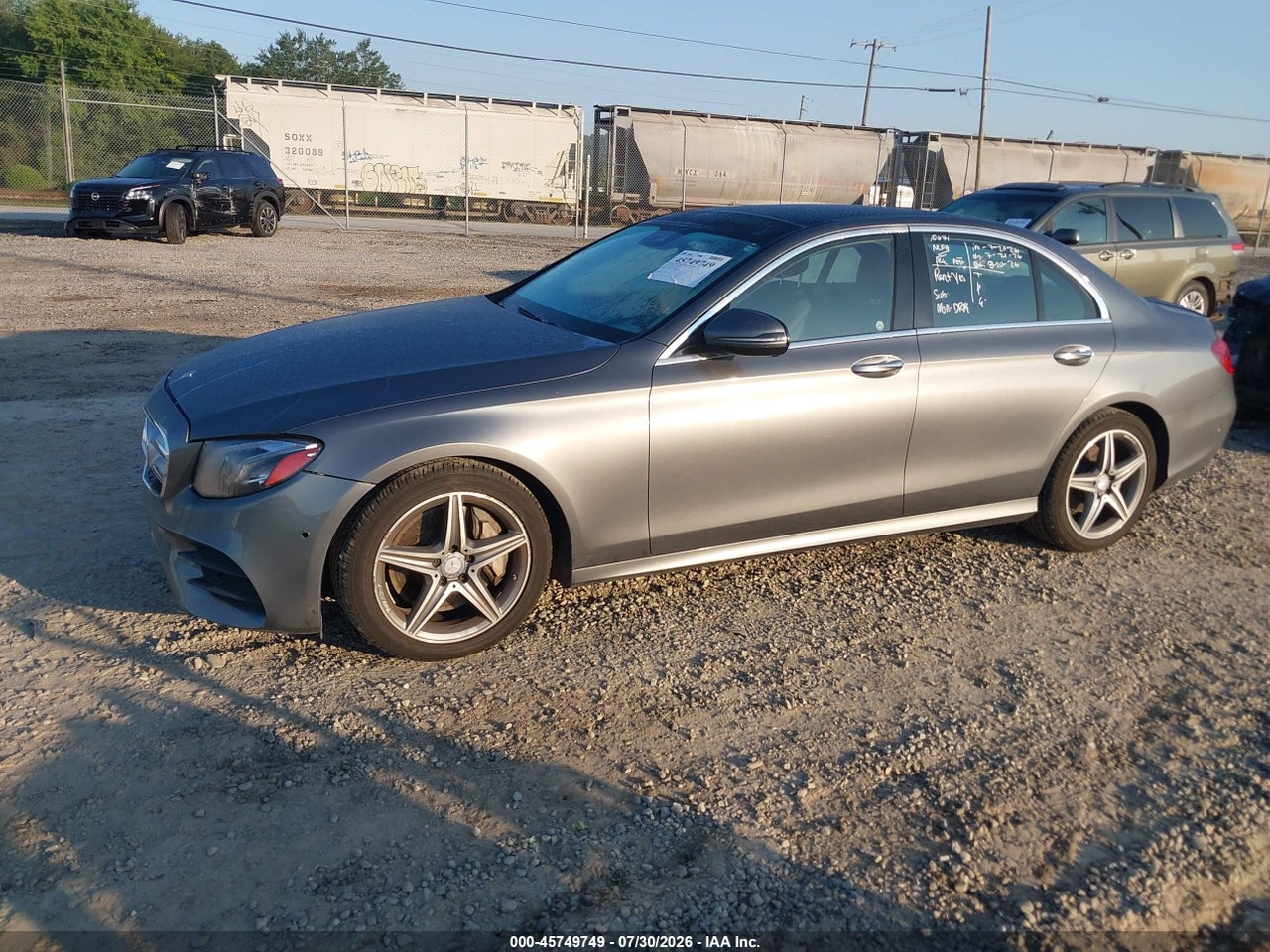 2017 MERCEDES-BENZ E 300   · 2/11