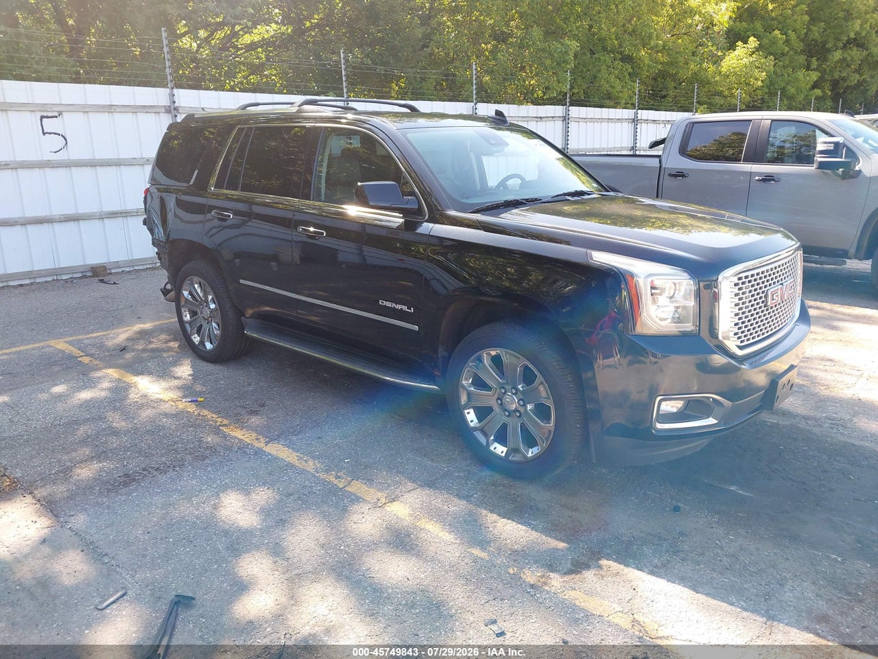 1GKS2CKJ3GR****** · 2016 GMC YUKON DENALI