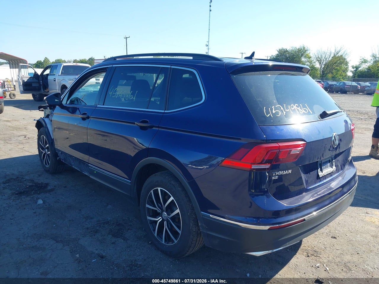 2021 VOLKSWAGEN TIGUAN 2.0T SE/2.0T SE R-LINE BLACK/2.0T SEL · 3/11