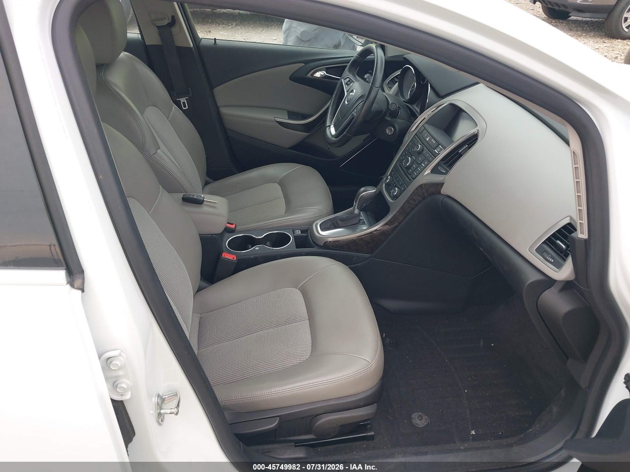 2015 BUICK VERANO CONVENIENCE GROUP · 5/11