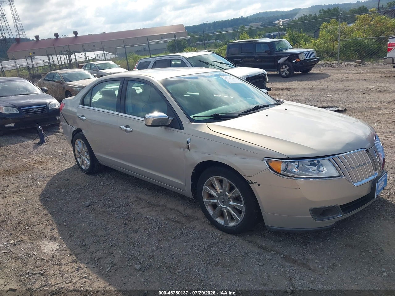 3LNHL2GCXAR****** · 2010 LINCOLN MKZ