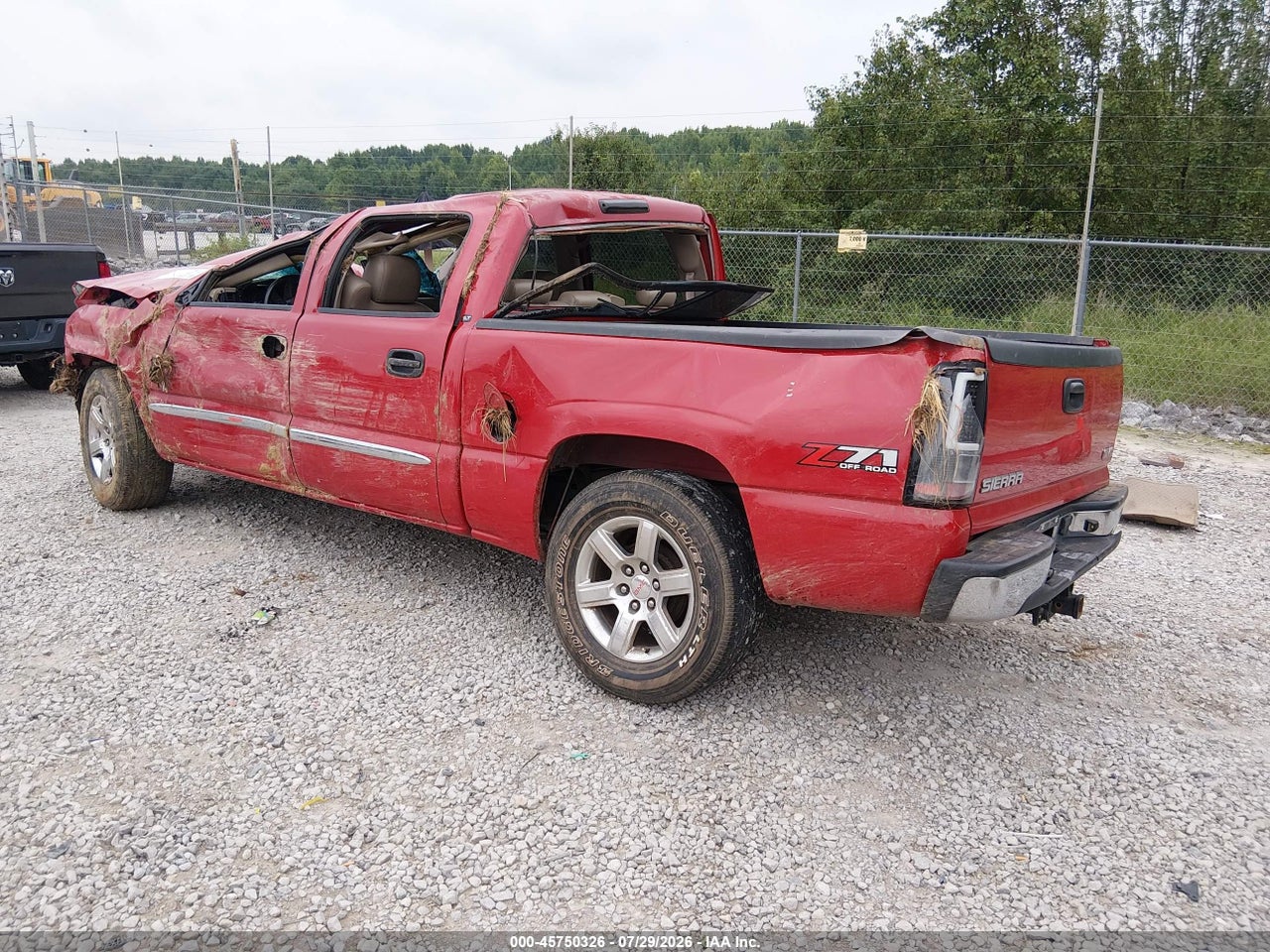 2GTEK13T651****** · 2005 GMC SIERRA 1500 SLT · 3/11