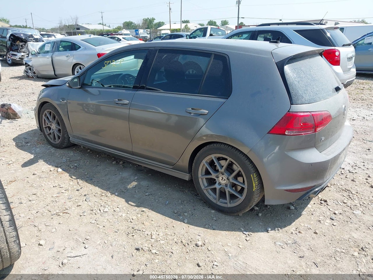2015 VOLKSWAGEN GOLF R 4-DOOR · 3/11