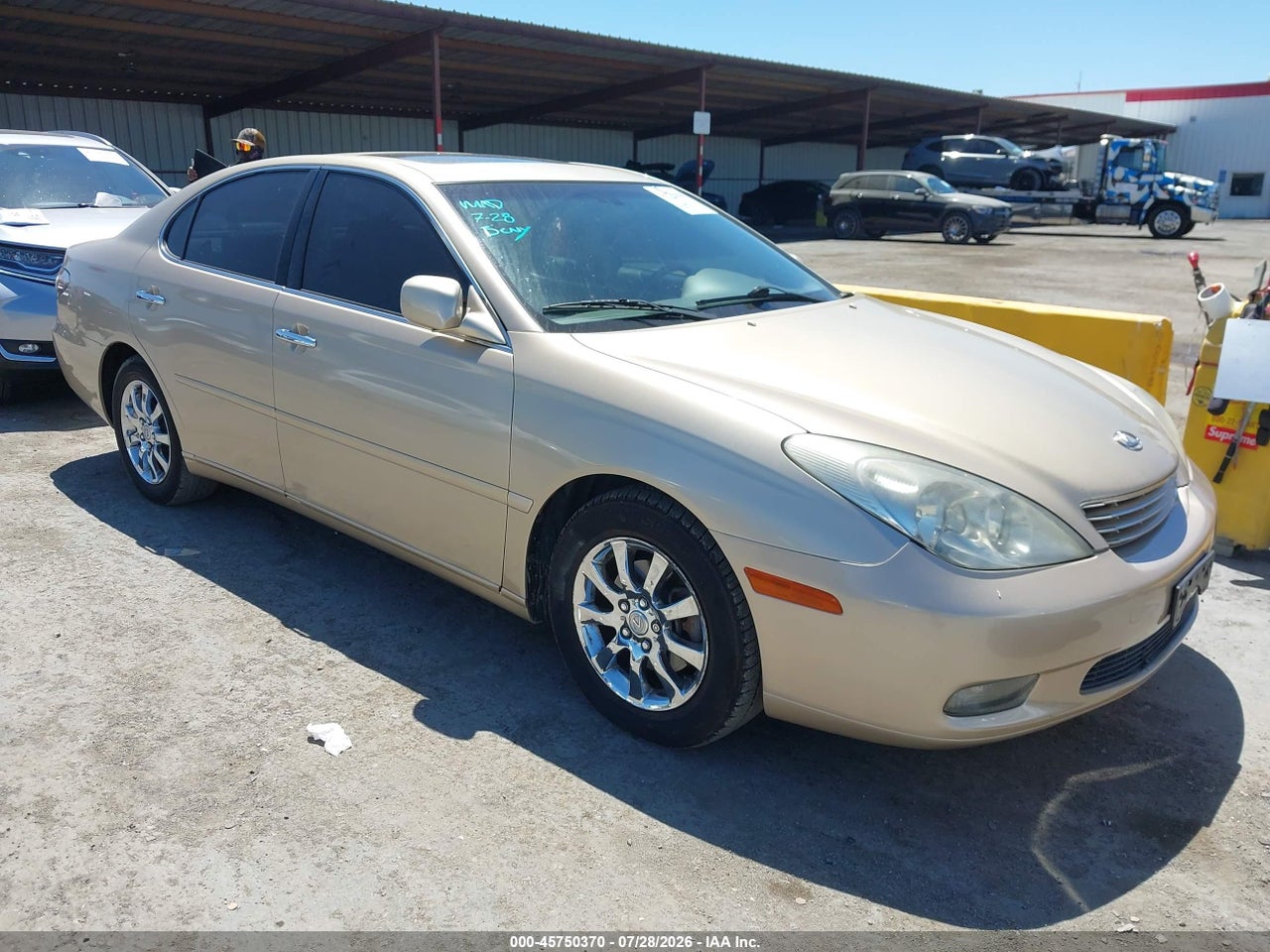 JTHBA30G440****** · 2004 LEXUS ES 330