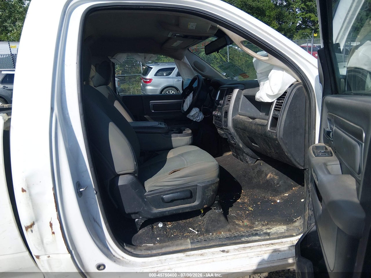 2015 RAM 1500 TRADESMAN · 5/11