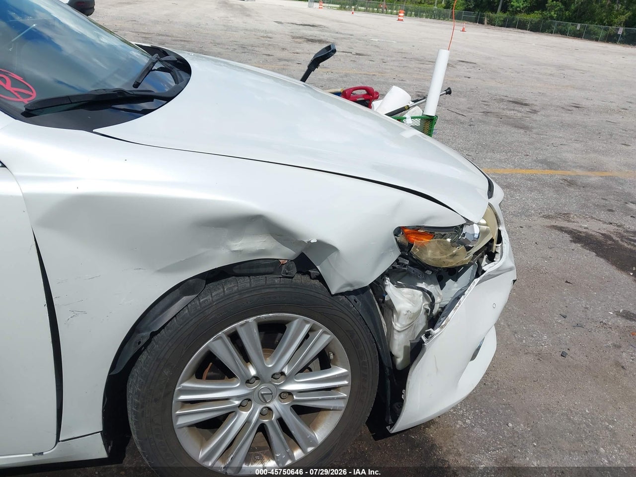 2013 LEXUS ES 350 · 6/11