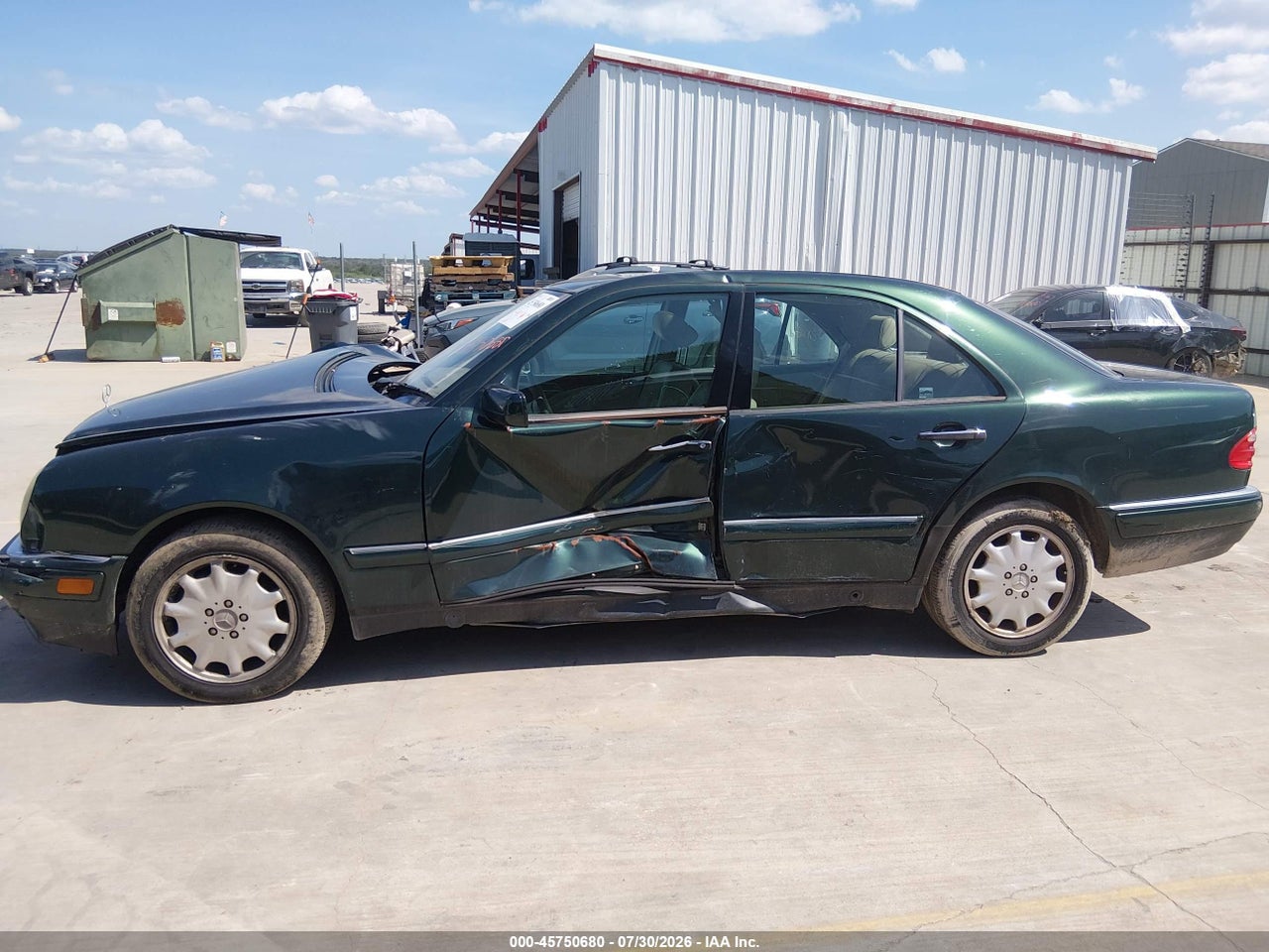 1998 MERCEDES-BENZ E 320 AWD · 6/11