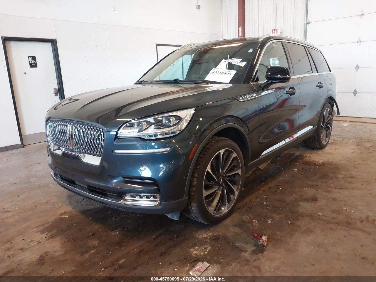 2023 LINCOLN AVIATOR RESERVE · 2/11