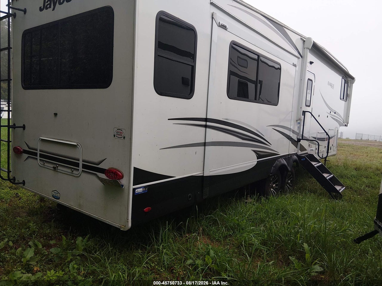 1UJCA0BT8P1****** · 2023 JAYCO EAGLE · 4/11