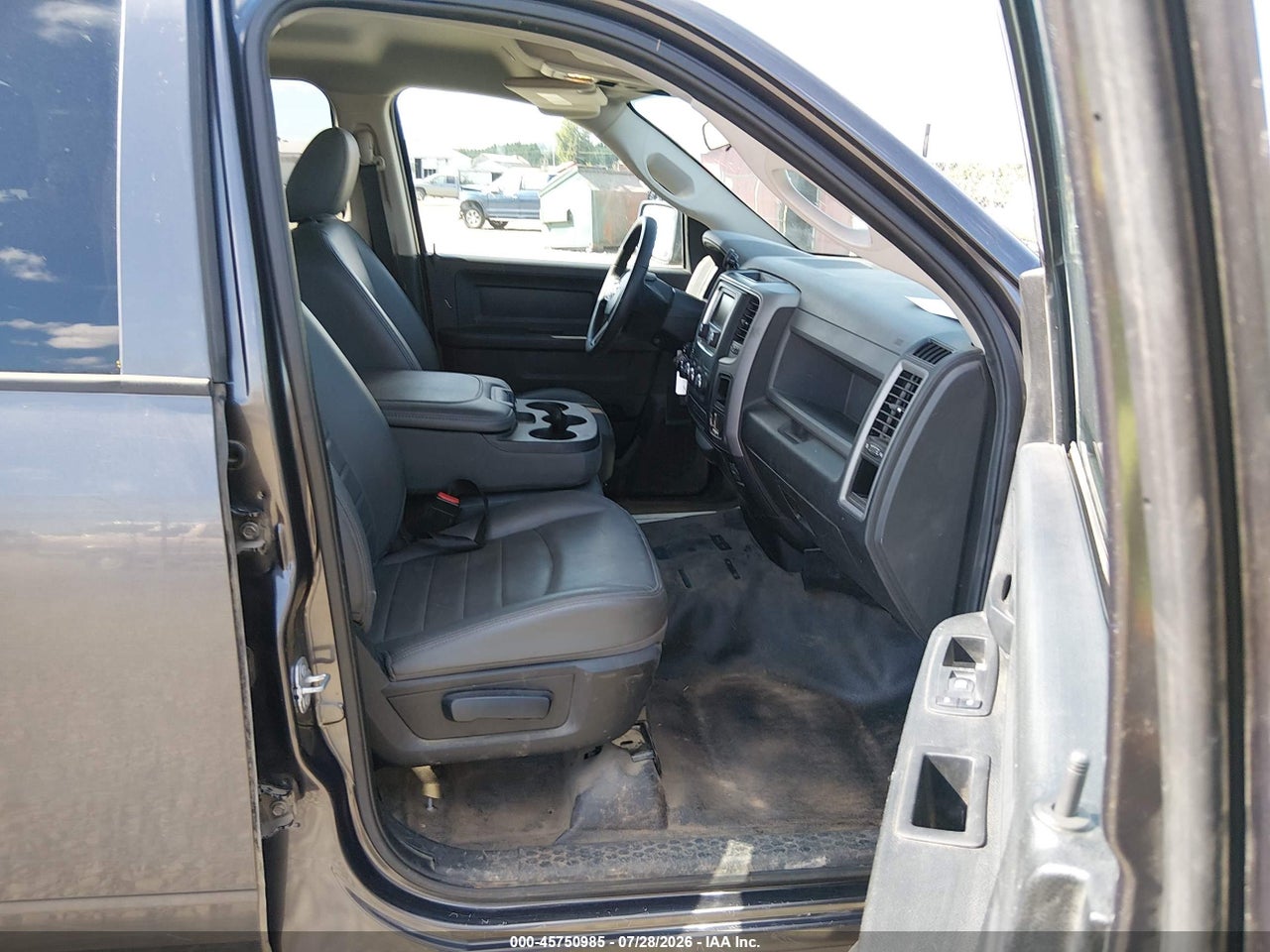 2017 RAM 1500 TRADESMAN  4X4 6'4 BOX · 5/11