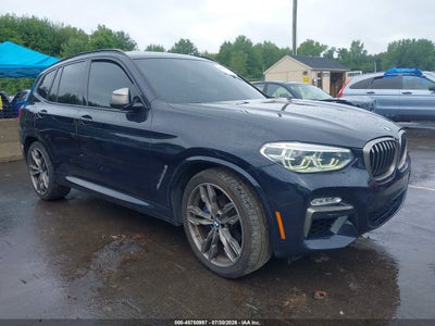 5UXTS3C54J0****** · 2018 BMW X3 M40I