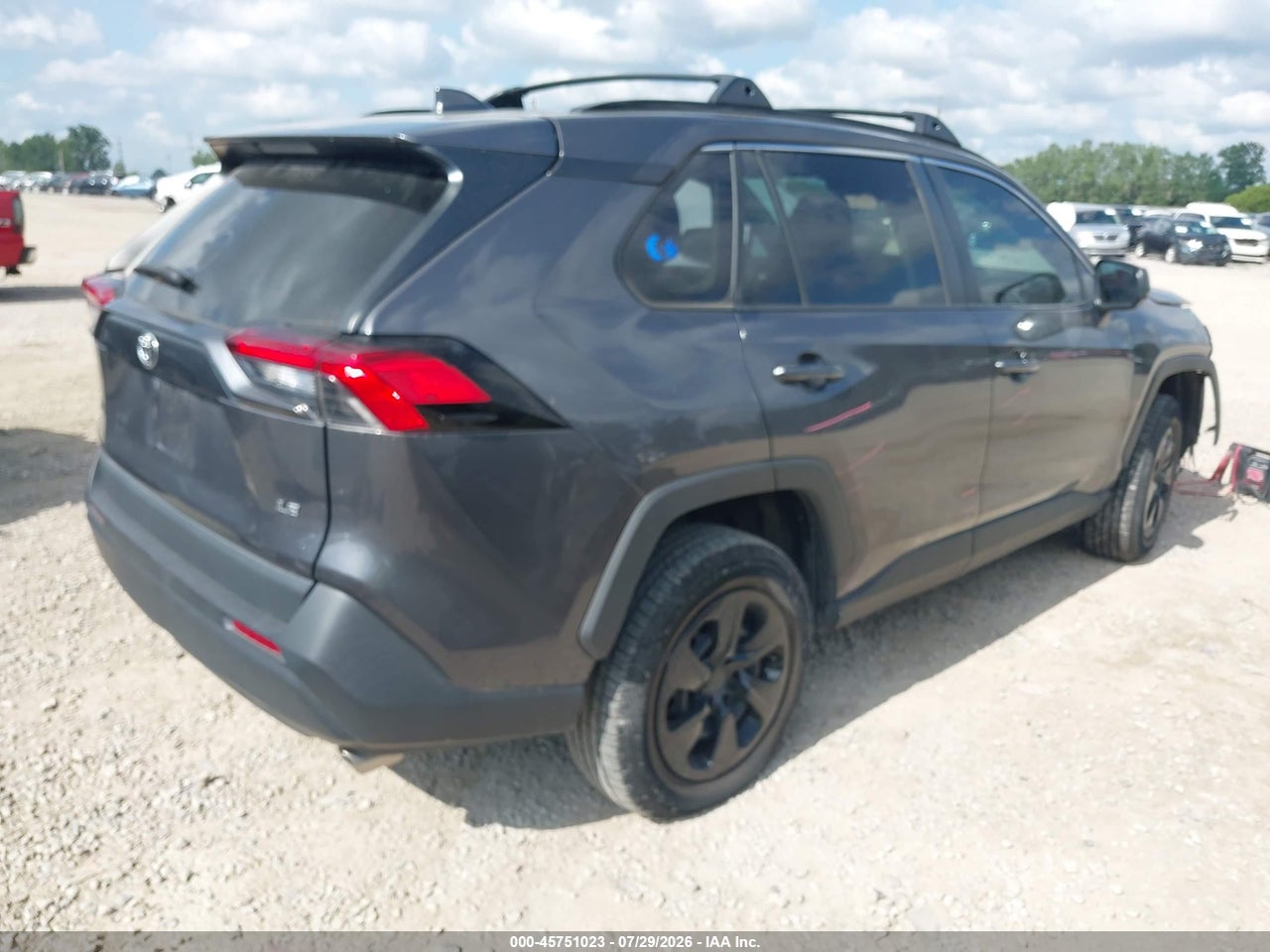 2021 TOYOTA RAV4 LE · 4/11