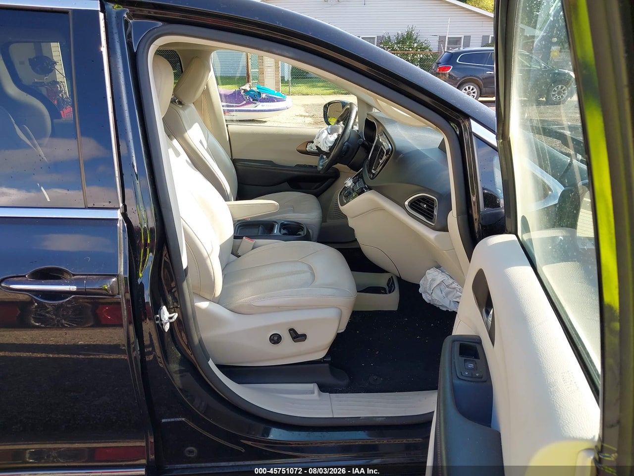 2018 CHRYSLER PACIFICA TOURING L · 5/11