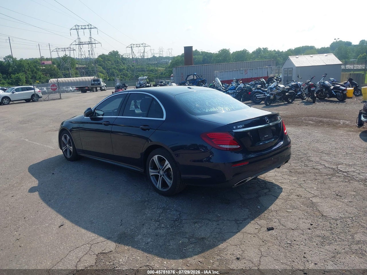 2017 MERCEDES-BENZ E 300 4MATIC · 3/11