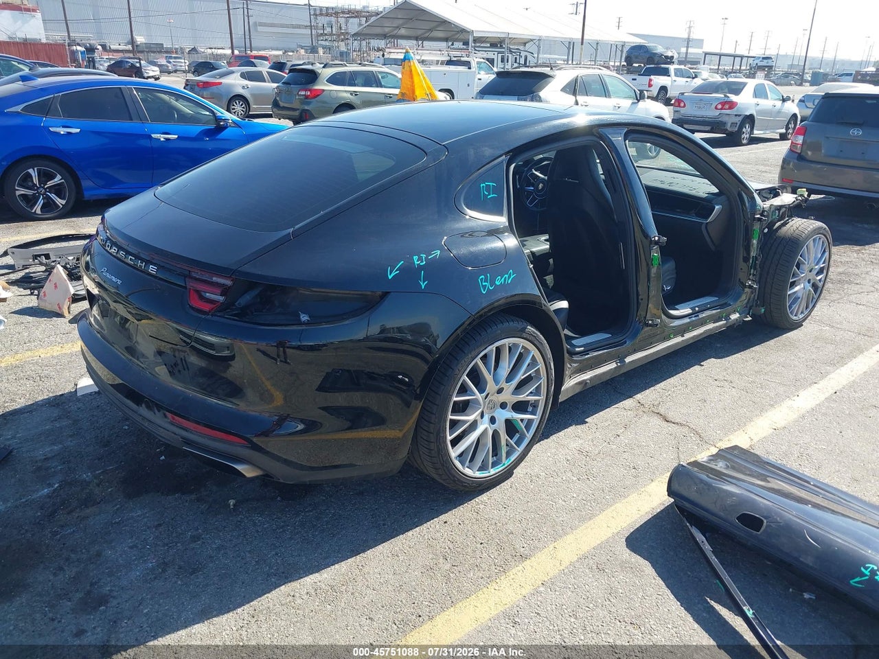 2018 PORSCHE PANAMERA 4 · 4/11