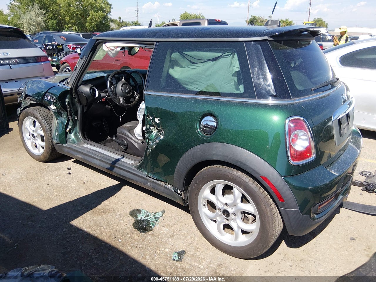 2011 MINI COOPER S · 3/11