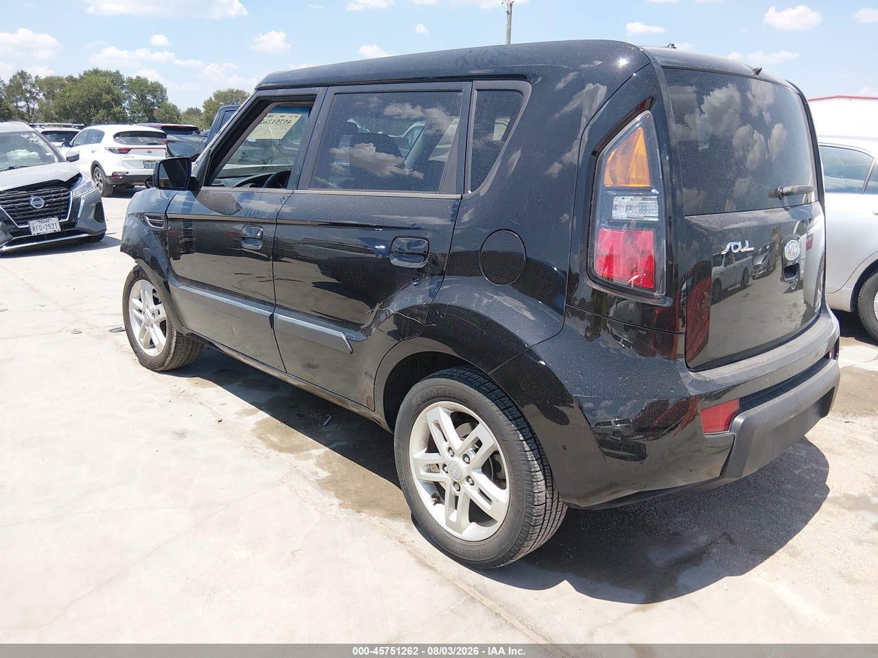 2010 KIA SOUL + · 3/11