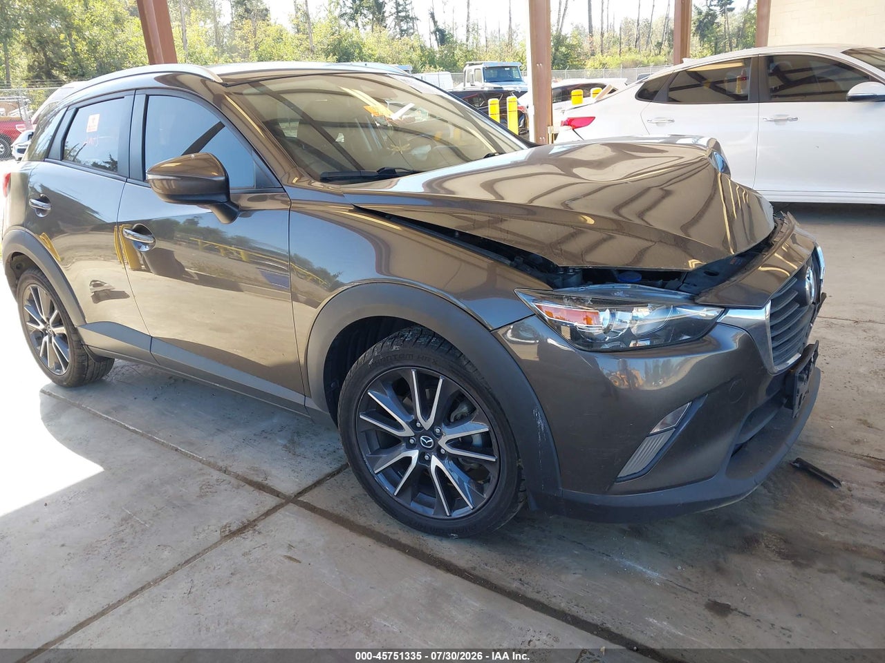 JM1DKFC77J0****** · 2018 MAZDA CX-3 TOURING