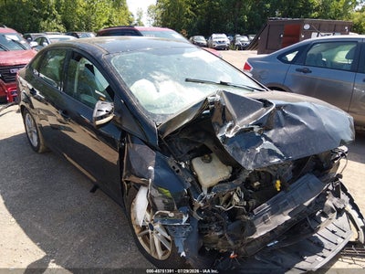 1FADP3F20FL****** · 2015 FORD FOCUS SE