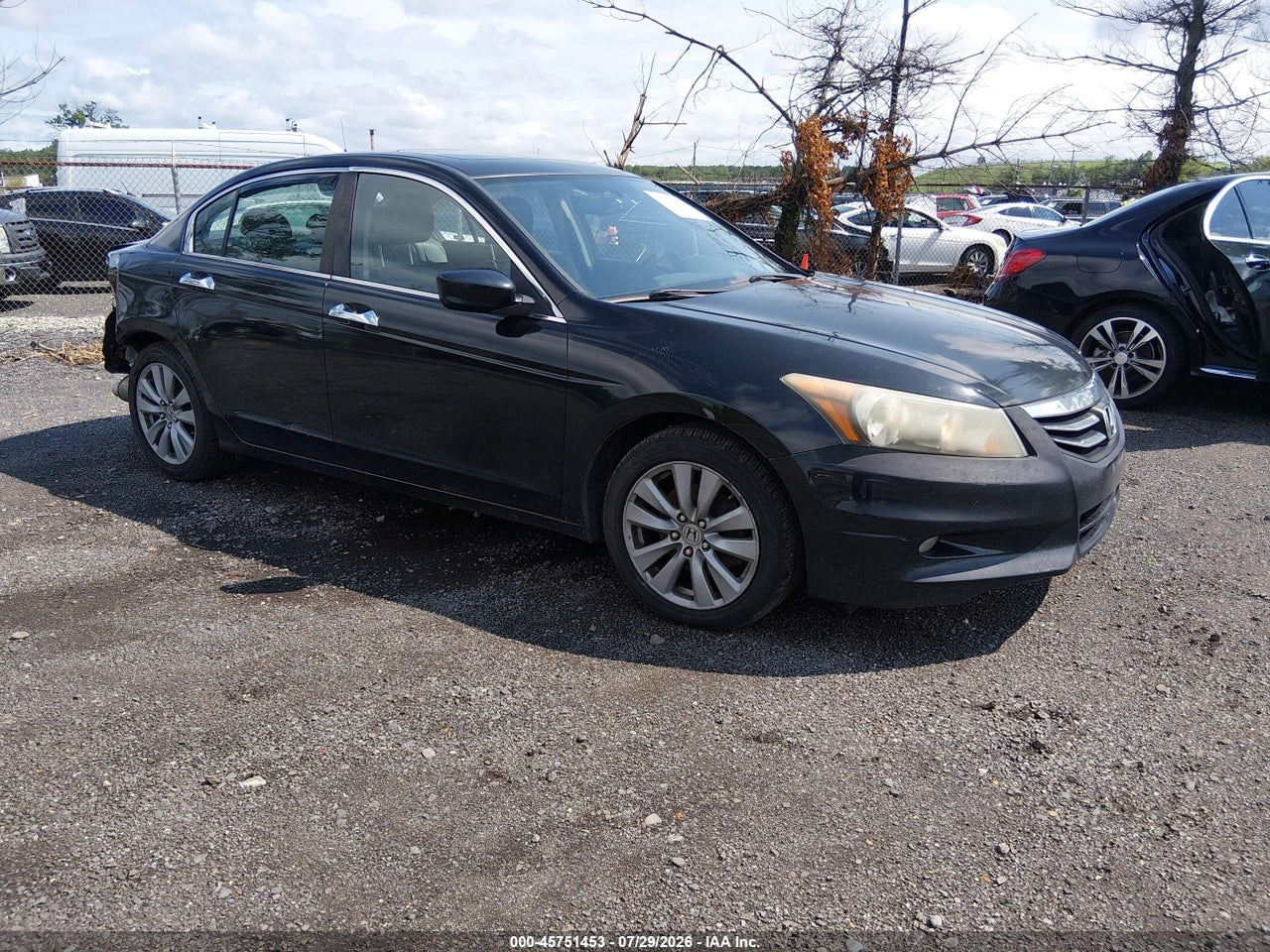 1HGCP3F86BA****** · 2011 HONDA ACCORD 3.5 EX-L