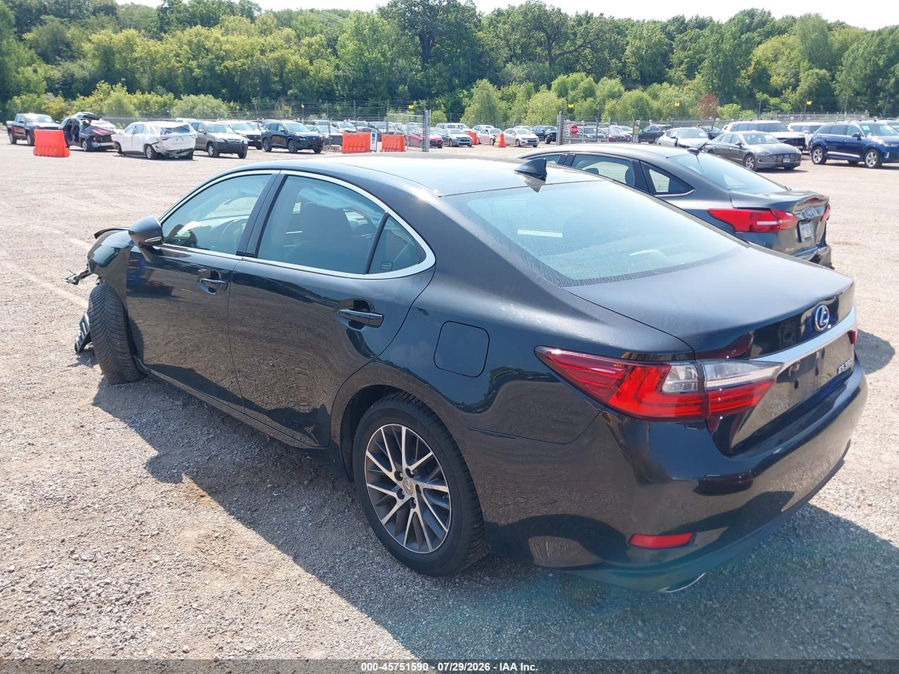 2016 LEXUS ES 350 · 3/10