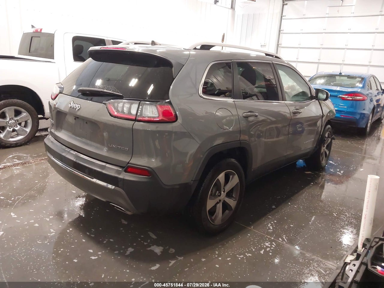 1C4PJMDX6KD****** · 2019 JEEP CHEROKEE LIMITED 4X4 · 4/11