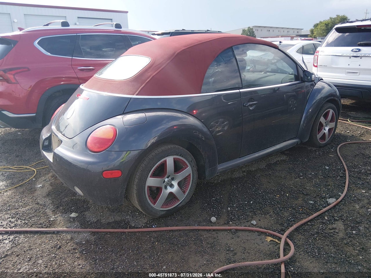 2005 VOLKSWAGEN NEW BEETLE GLS · 4/11
