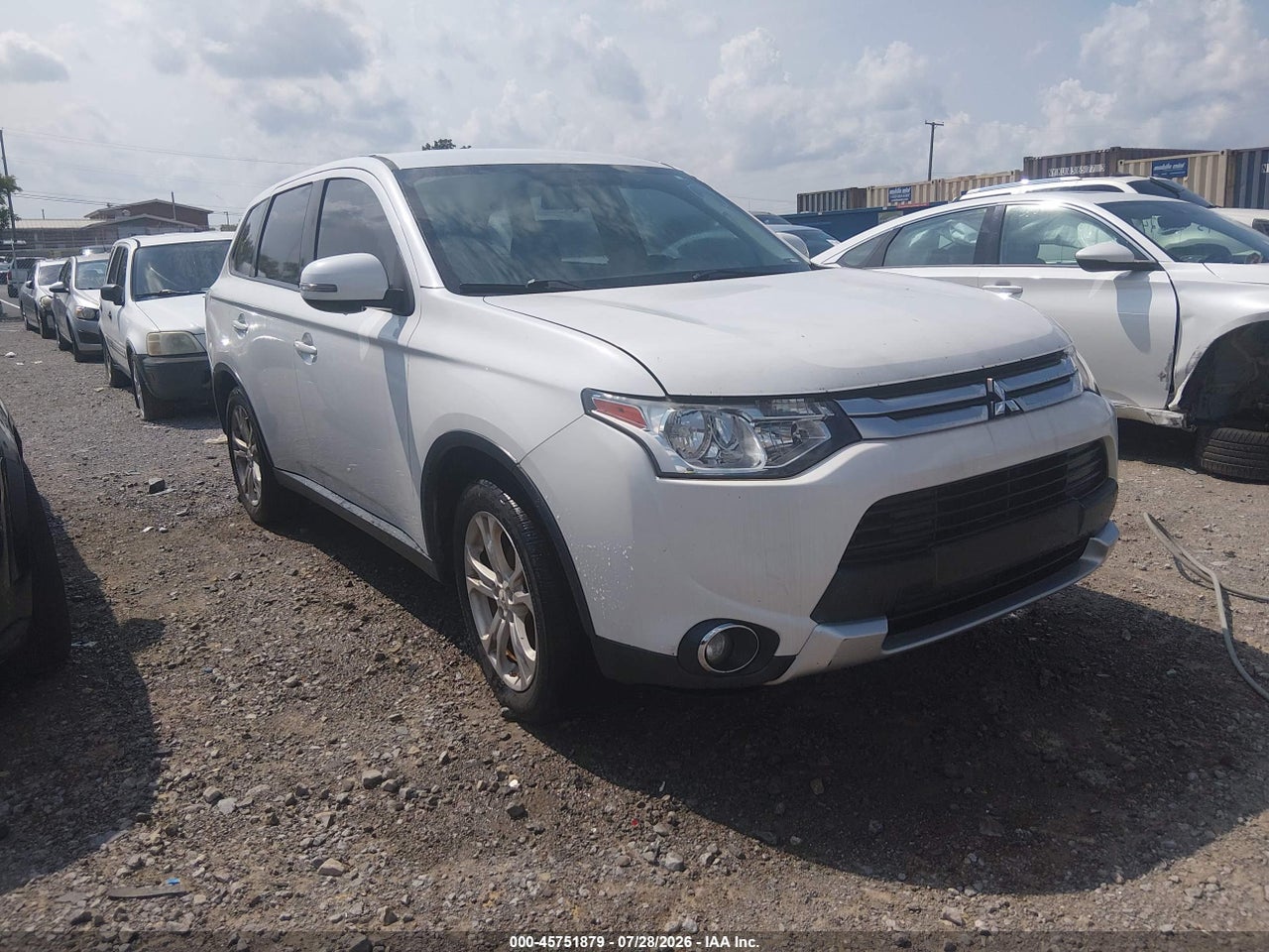 JA4AZ3A39FZ****** · 2015 MITSUBISHI OUTLANDER SE