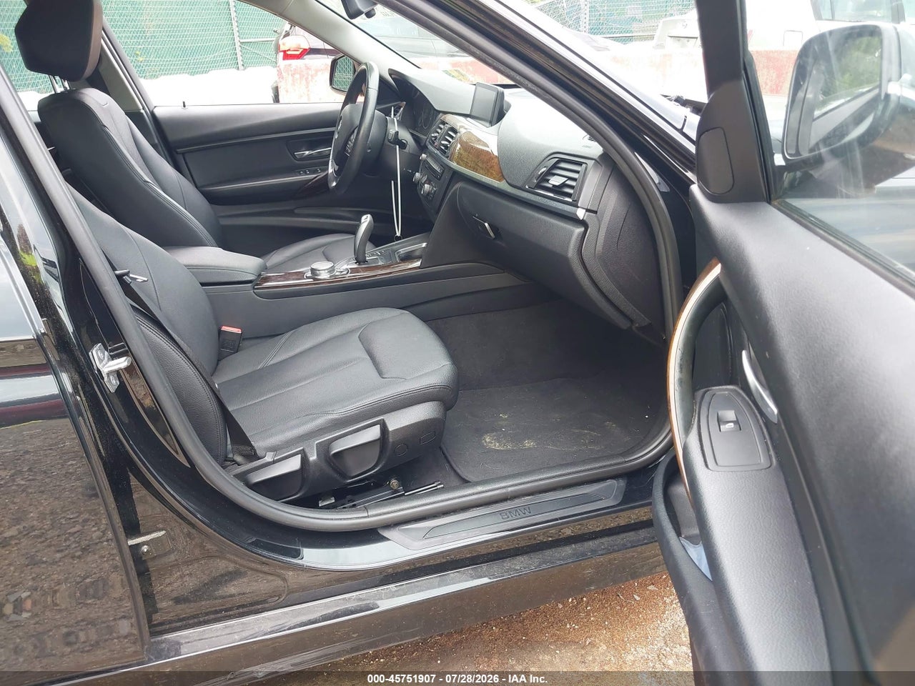 2015 BMW 320I XDRIVE · 5/11