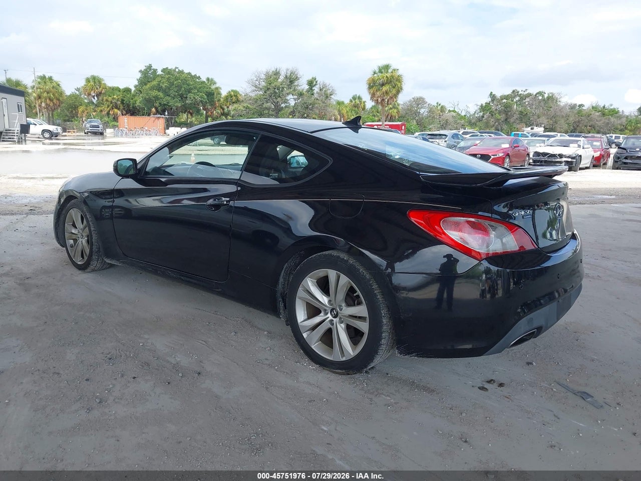 2010 HYUNDAI GENESIS 2.0T PREMIUM · 3/11