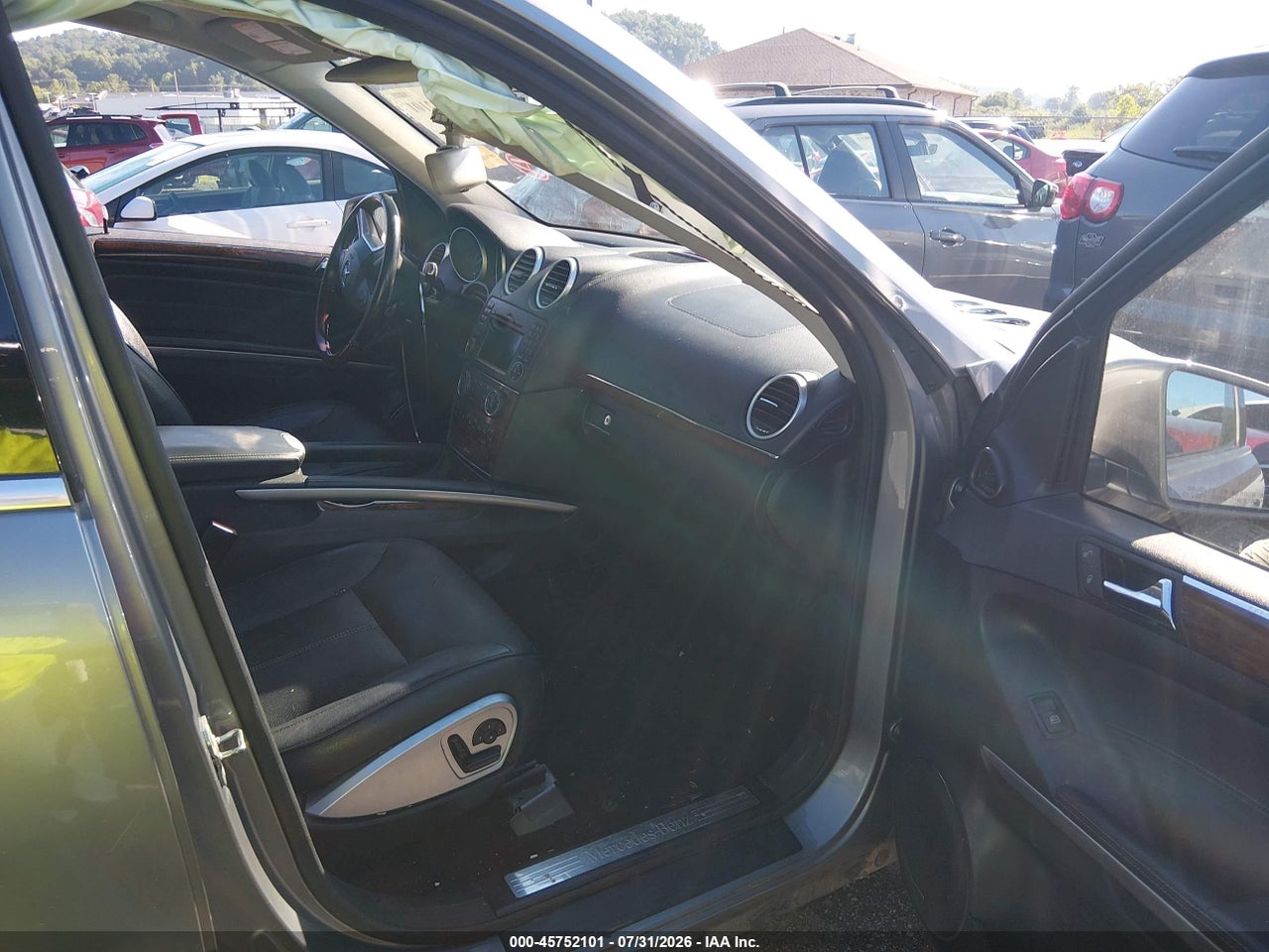 2012 MERCEDES-BENZ GL 550 4MATIC · 5/11