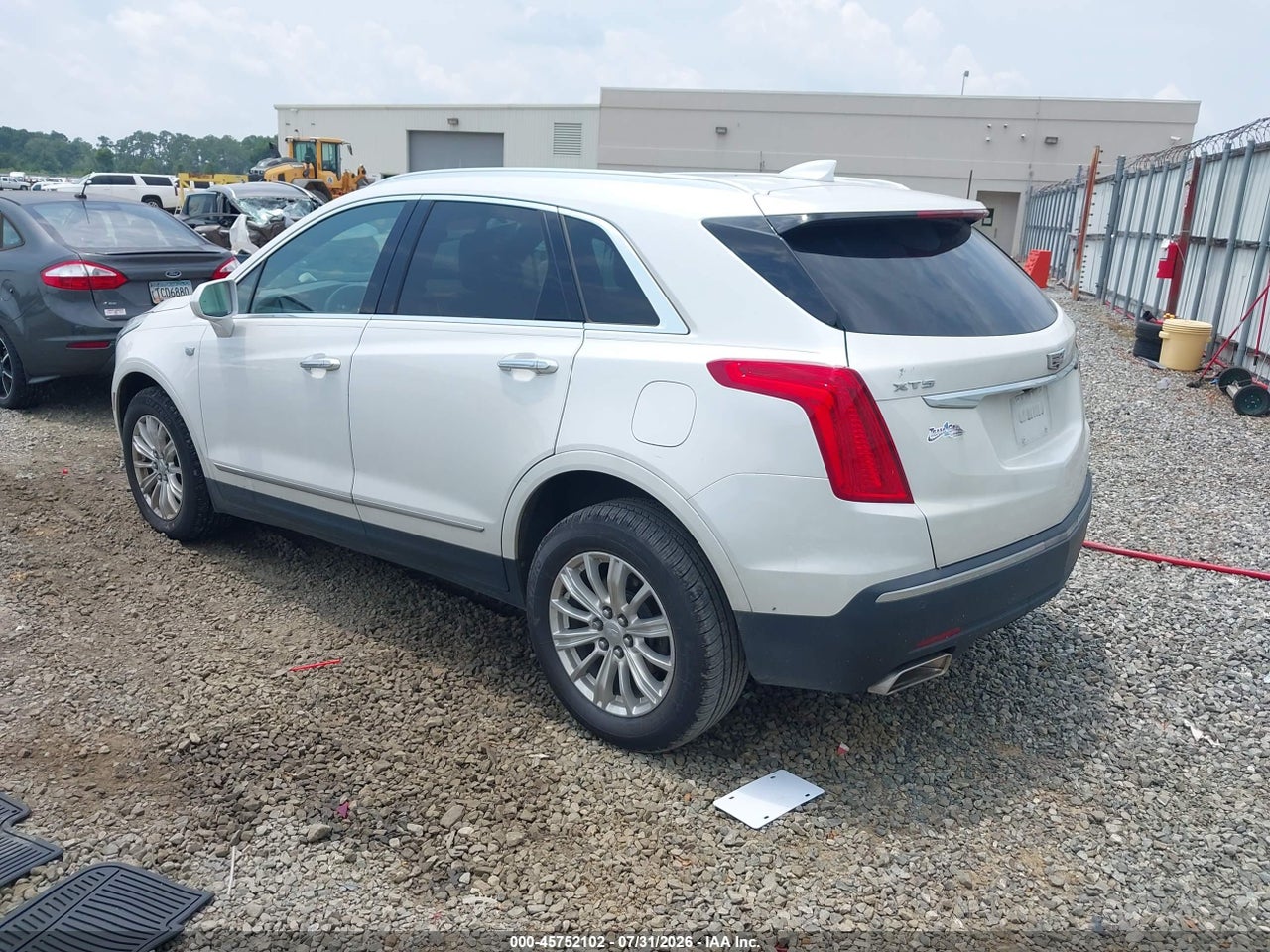 2017 CADILLAC XT5 LUXURY · 3/11