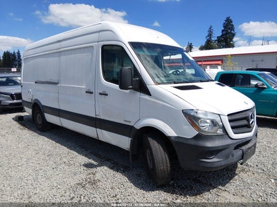 WD3PE8DE9E5****** · 2014 MERCEDES-BENZ SPRINTER 2500 HIGH ROOF