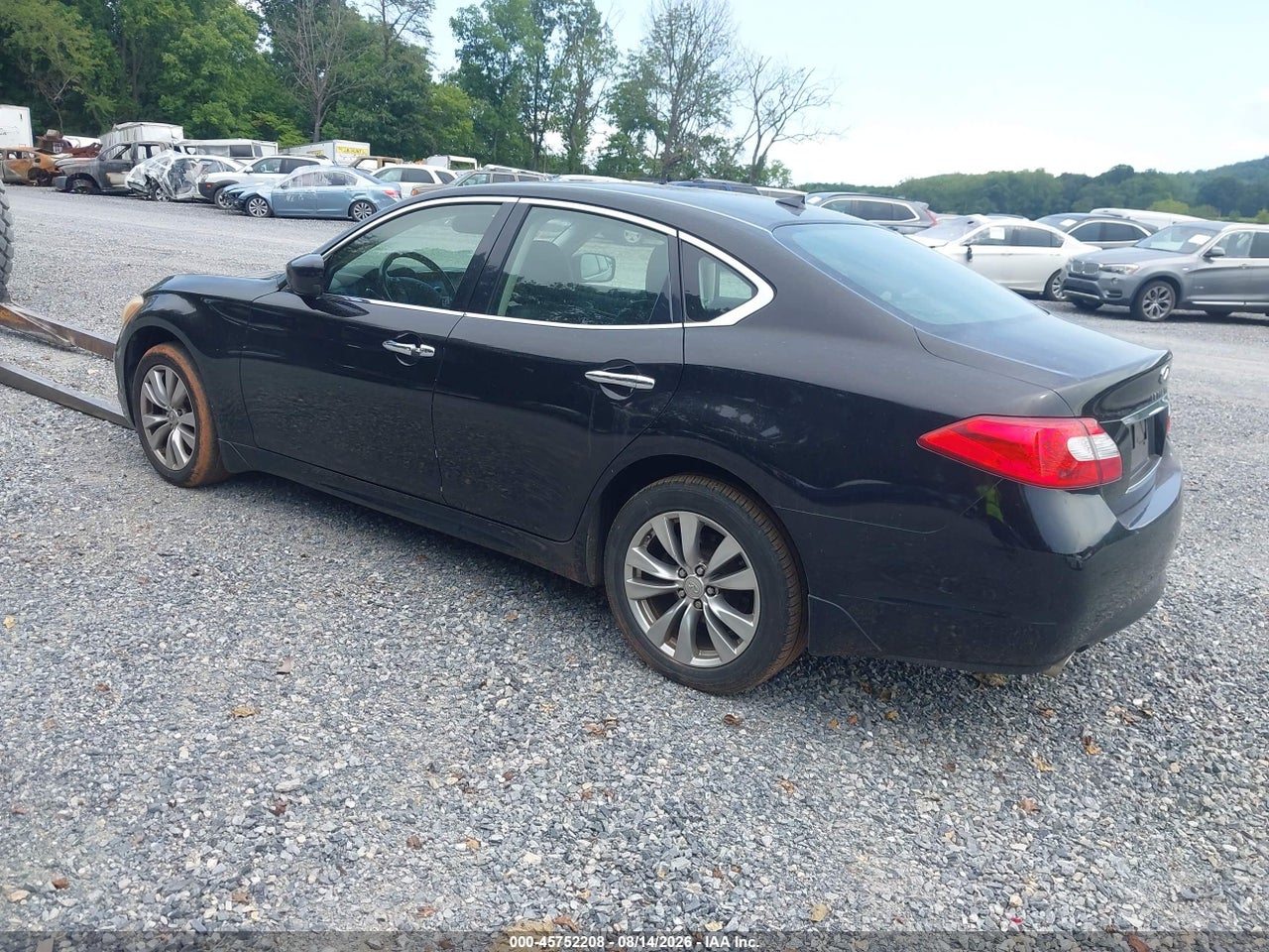 2012 INFINITI M37X · 3/10
