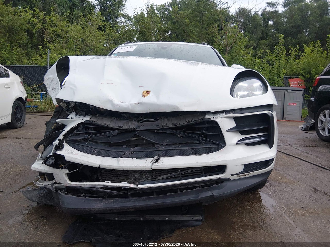 2020 PORSCHE MACAN · 6/9