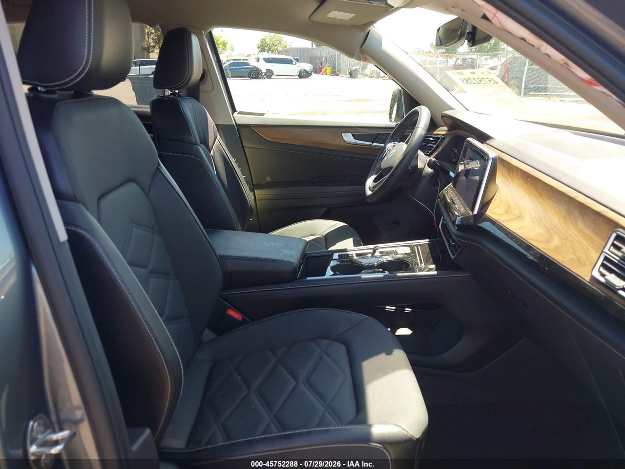 2024 VOLKSWAGEN ATLAS 2.0T SE W/TECHNOLOGY · 5/11